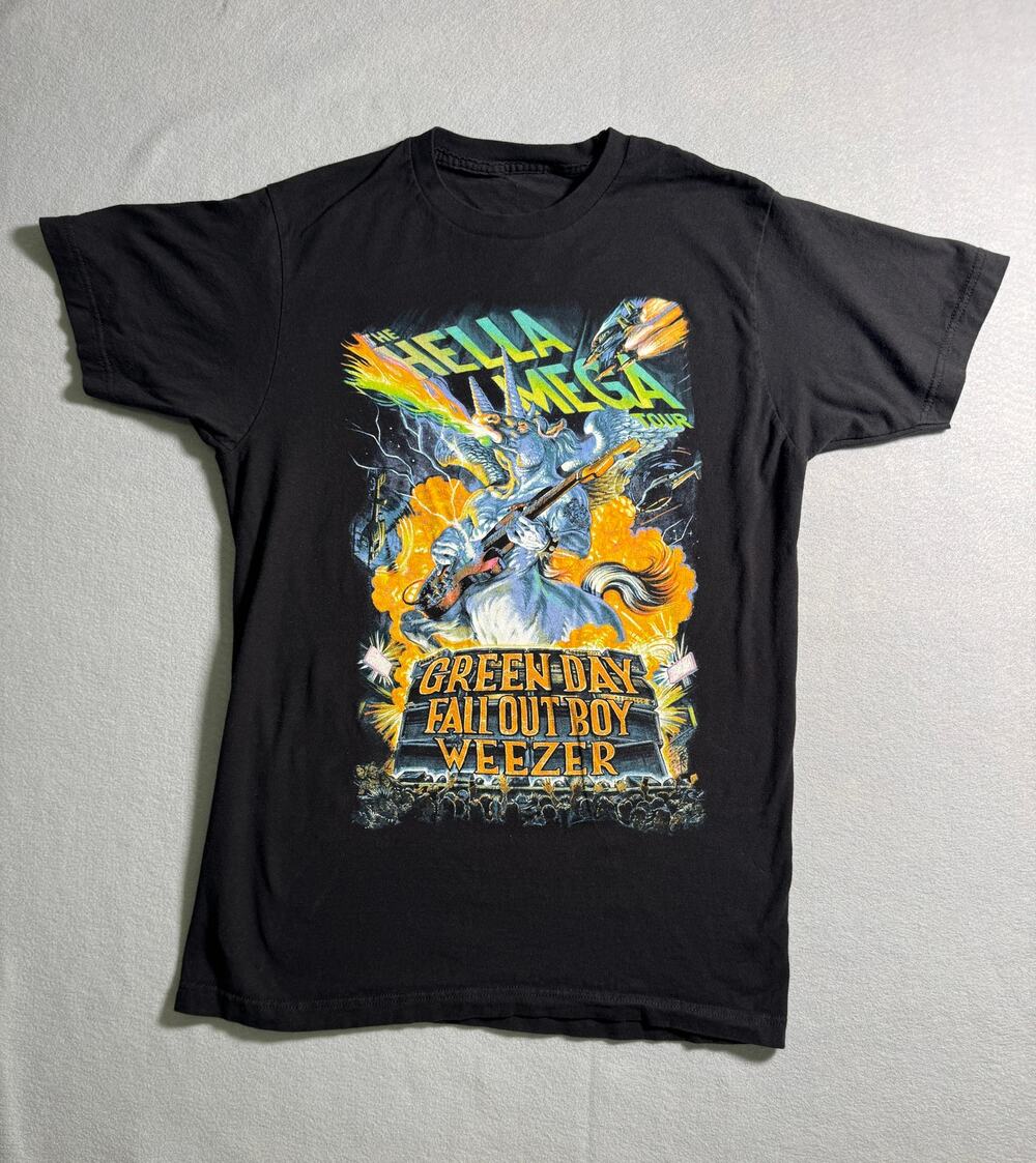 The Hella Tour 2021 Green Day Fall Out Boy Weezer 2 Sided T-shirt Sz Medium